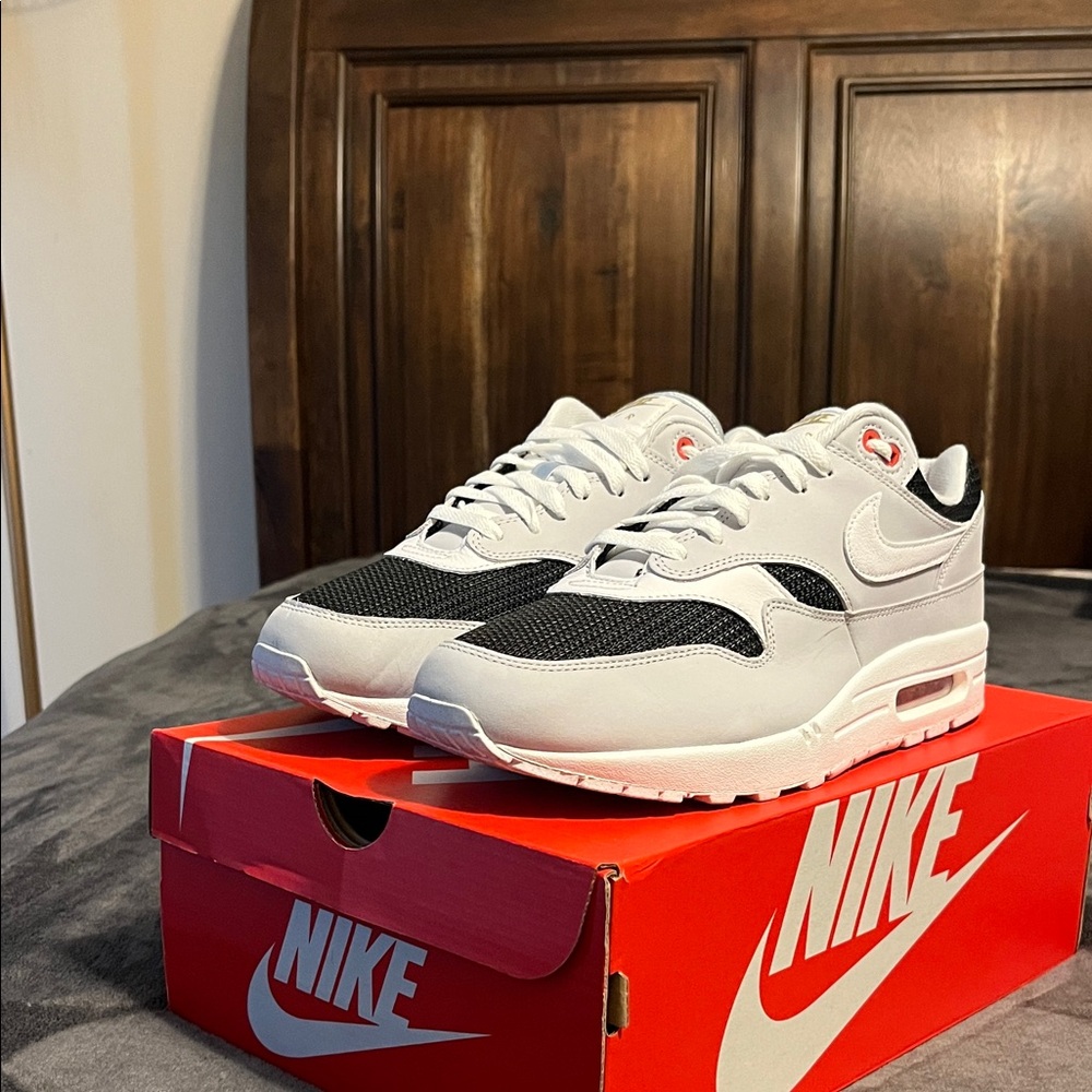 Nike Air Max 1 PRM White Grey & Black